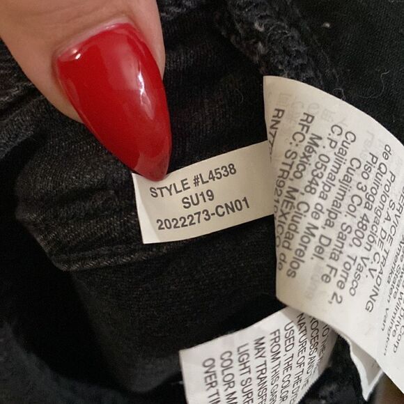 Madewell Rigid Denim ALine Mini Skirt Lunar Wash Button Fly Raw HemBlack Faded - Picture 13 of 13